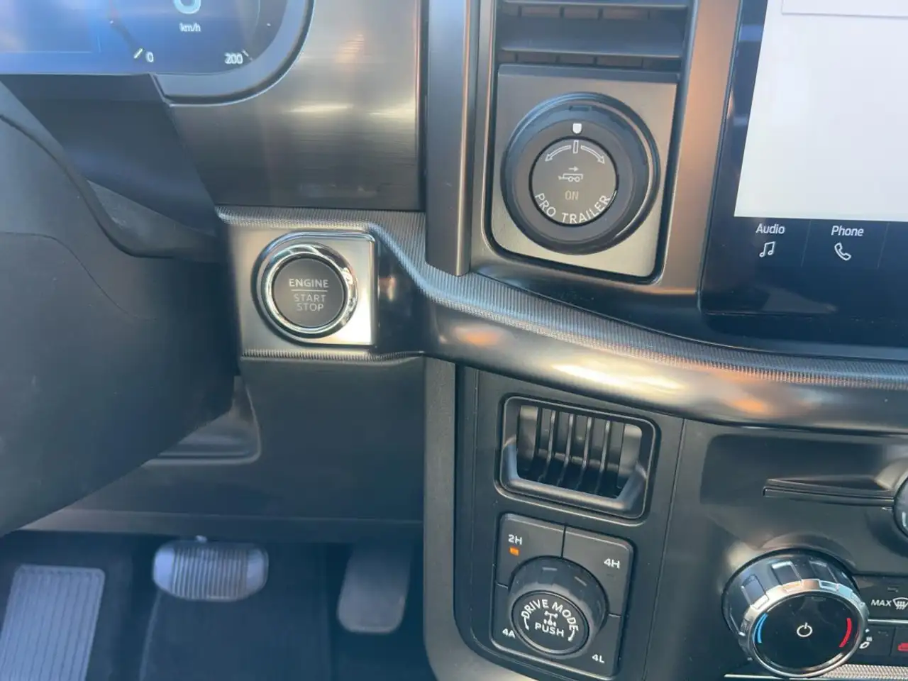 Ford F-150 - Image 48