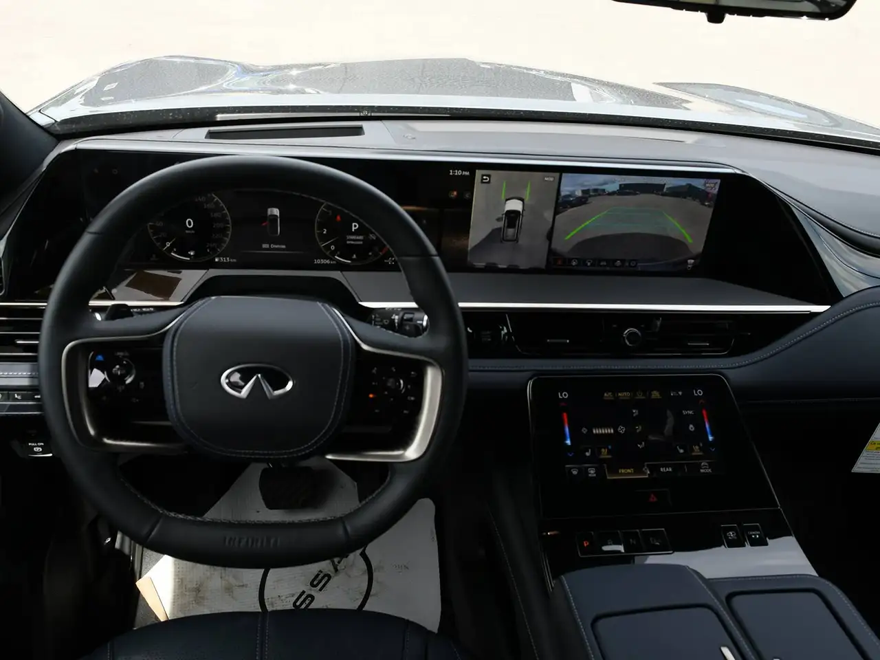 Infiniti QX80 - Image 18