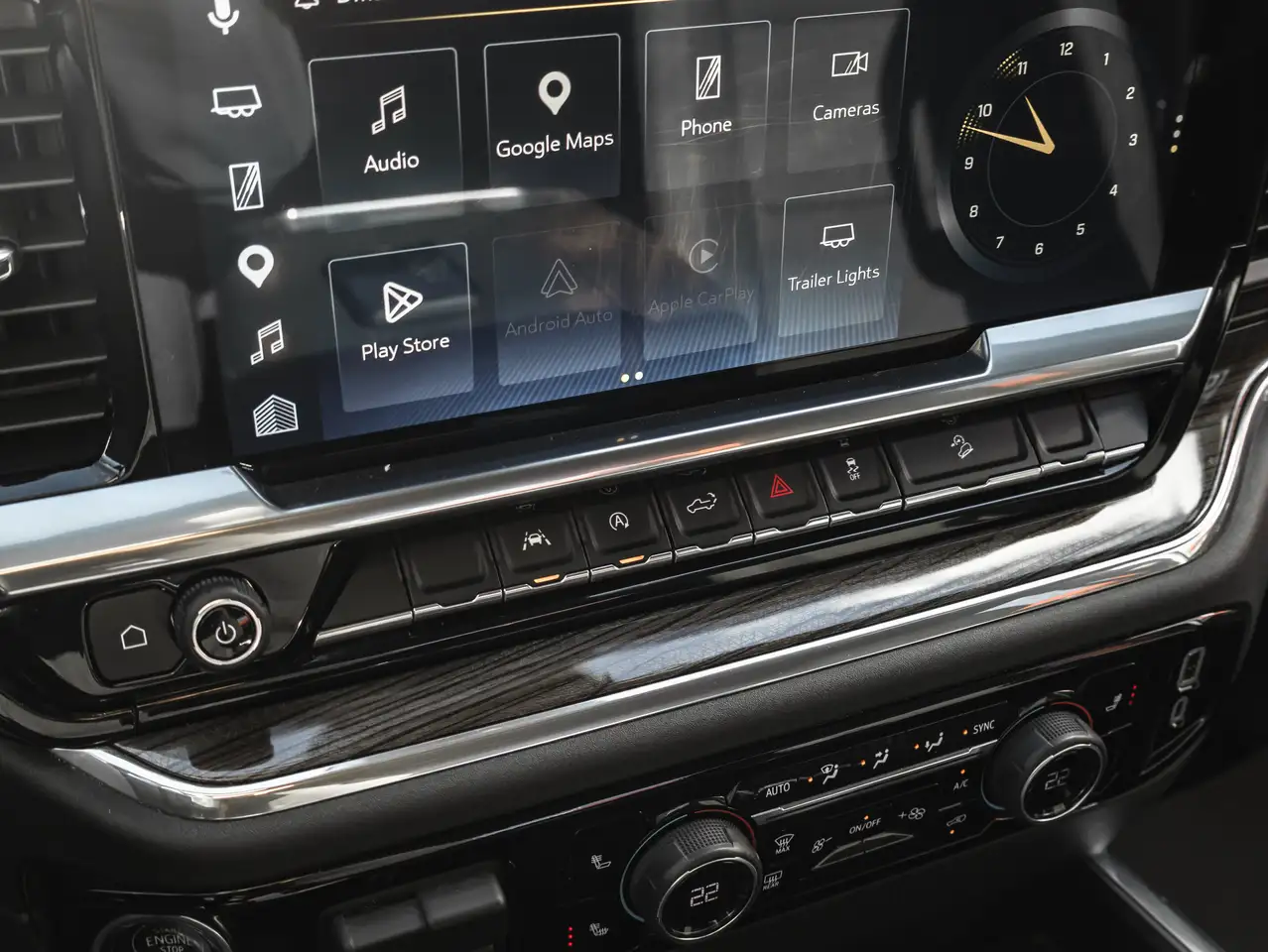 Chevrolet Silverado 1500 - Image 37