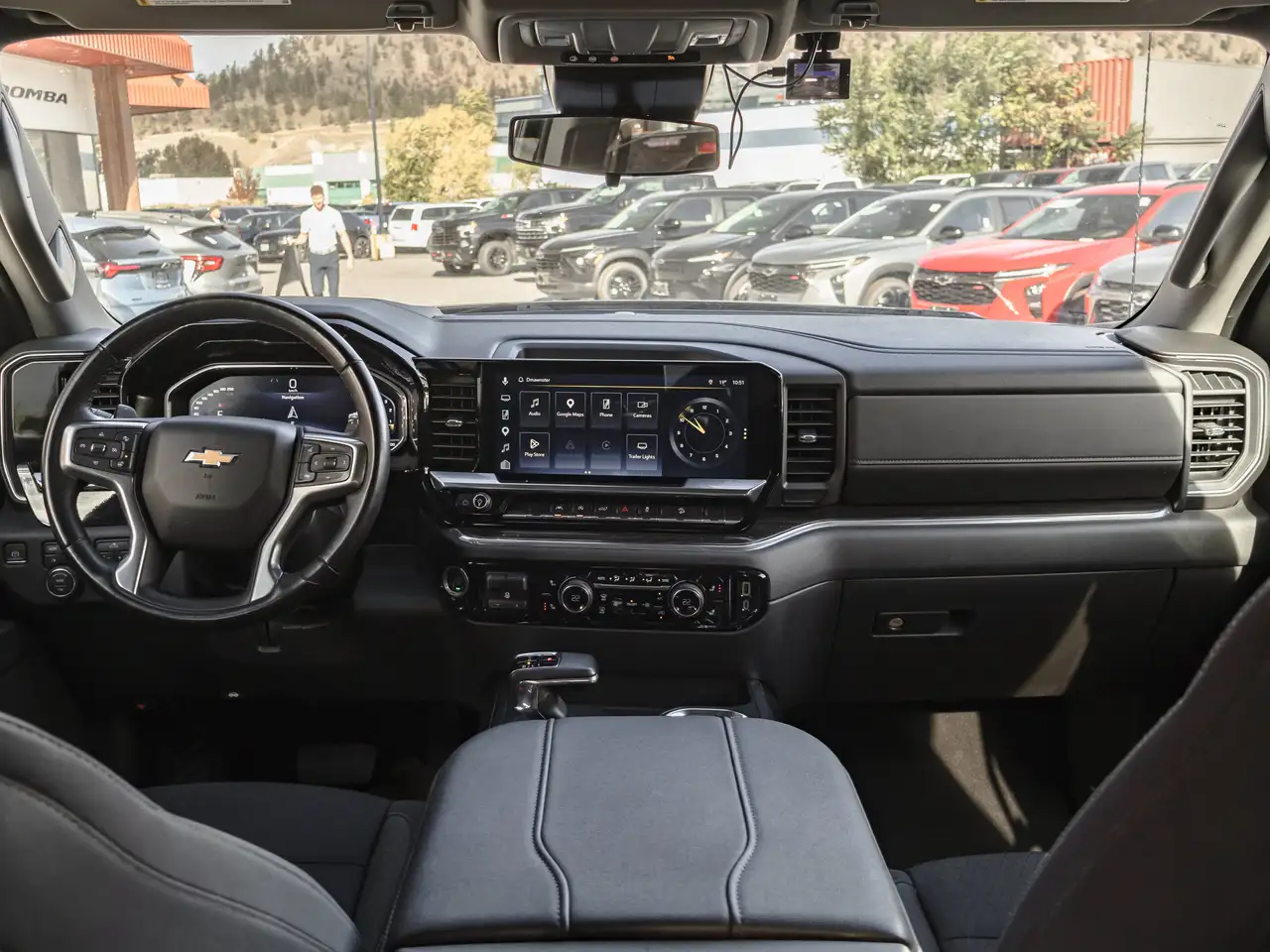 Chevrolet Silverado 1500 - Image 28