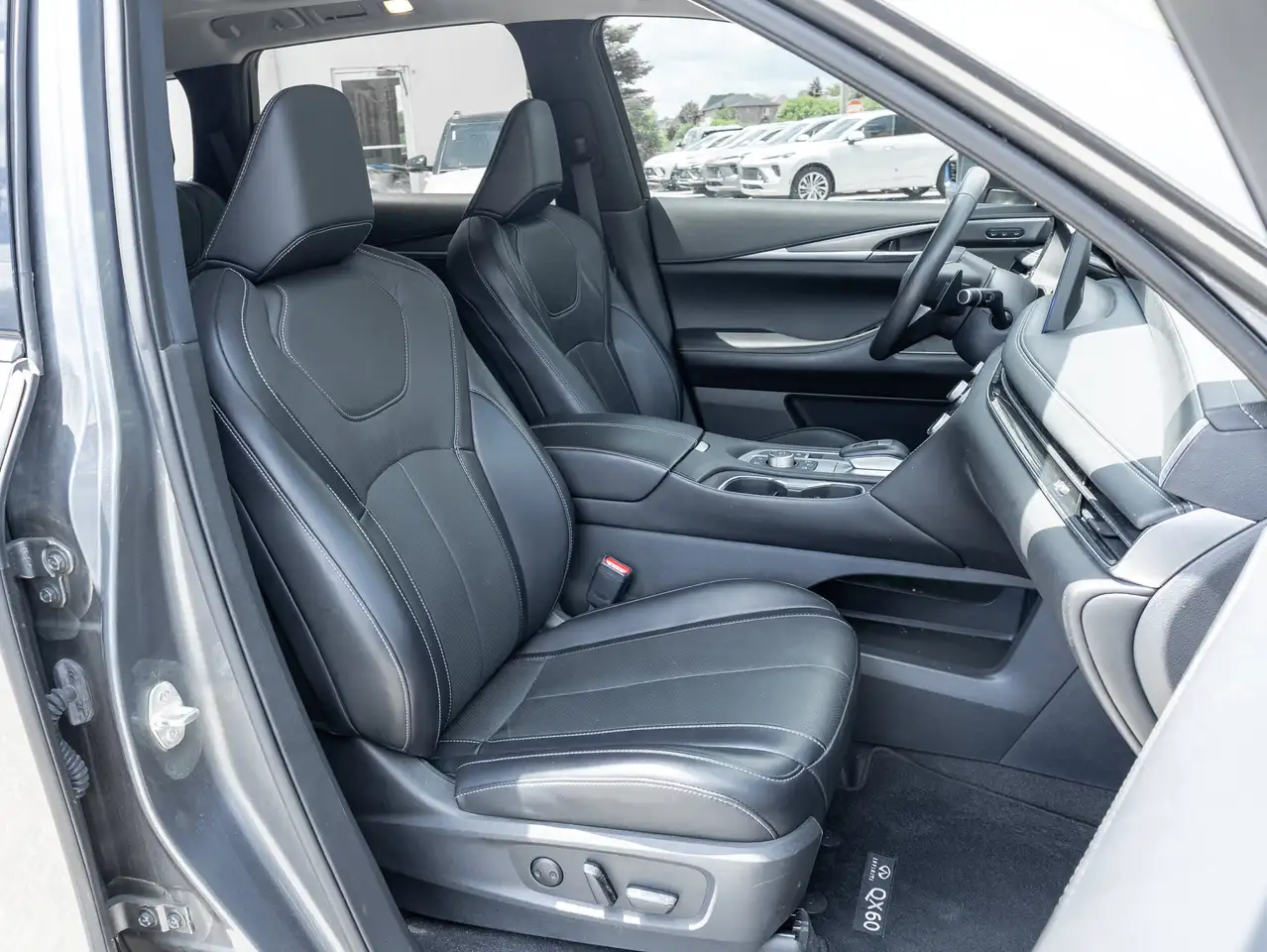 Infiniti QX60 - Image 23