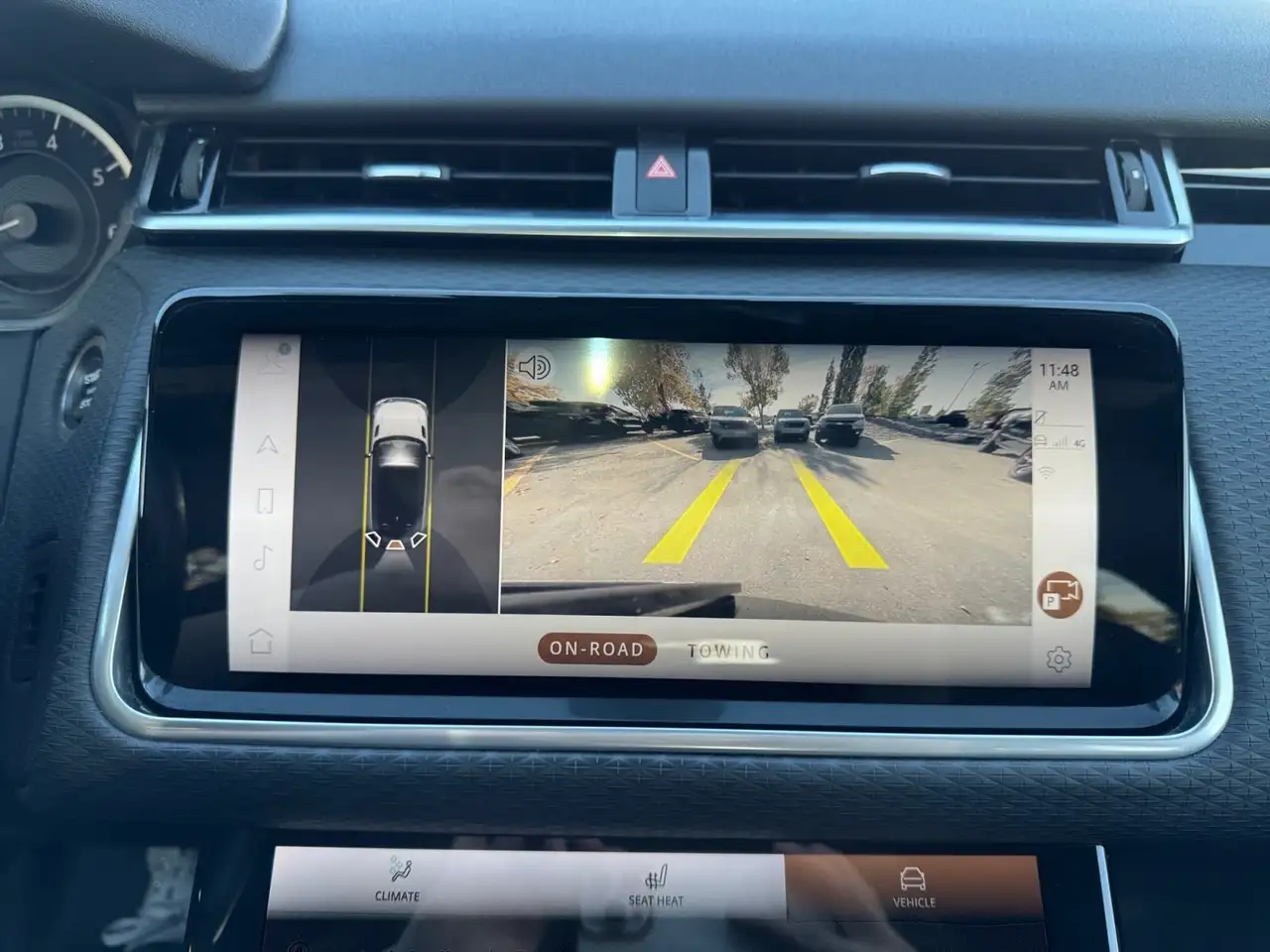 Land Rover Range Rover Velar - Image 19