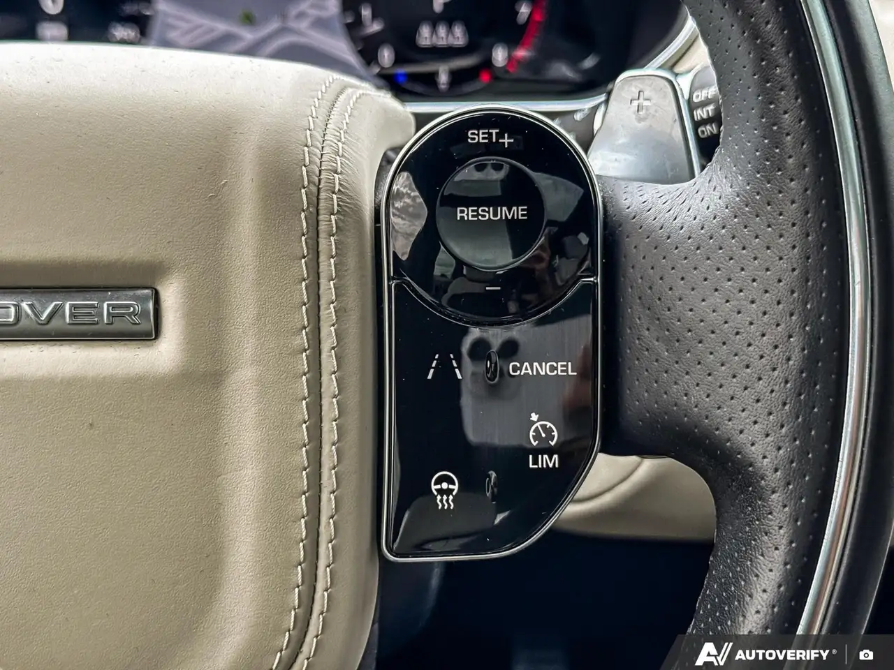 Land Rover Range Rover Sport - Image 17