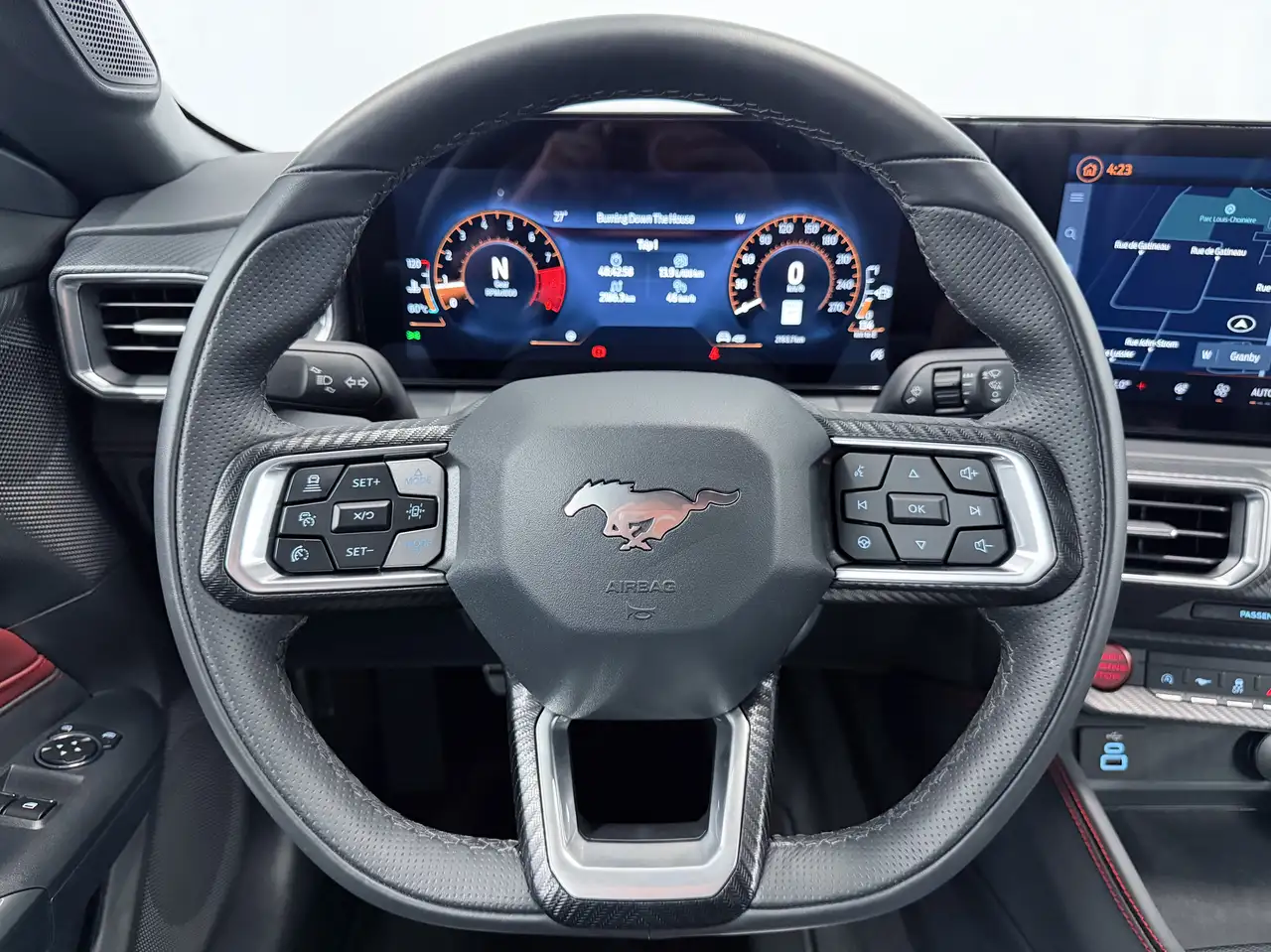 Ford Mustang - Image 29