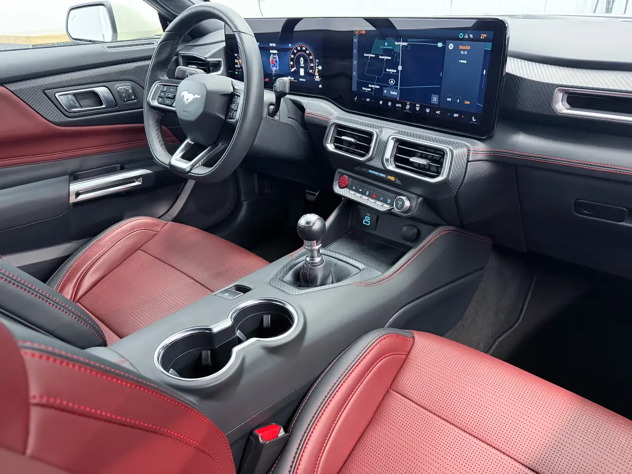 Ford Mustang - Image 15