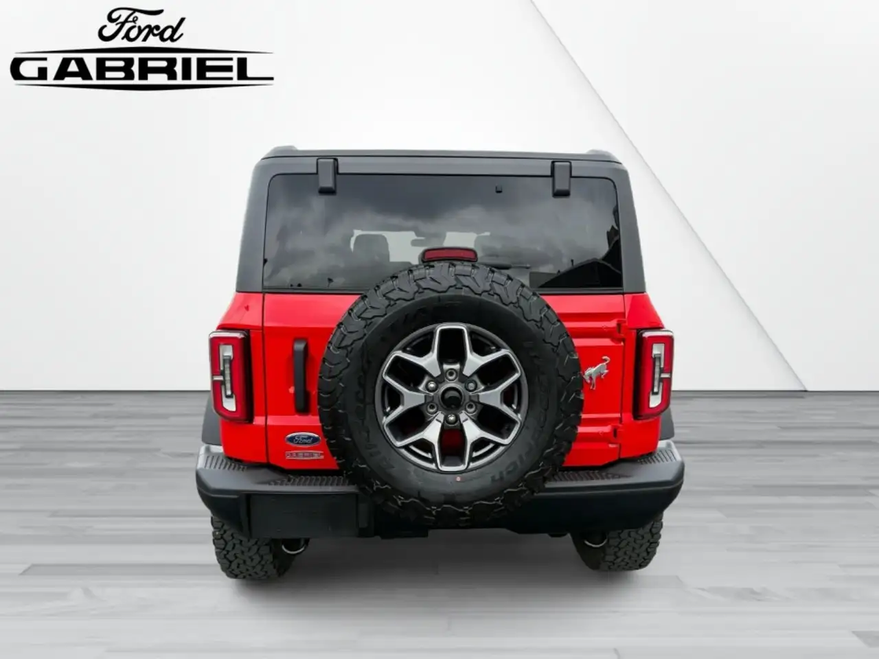 Ford Bronco - Image 4