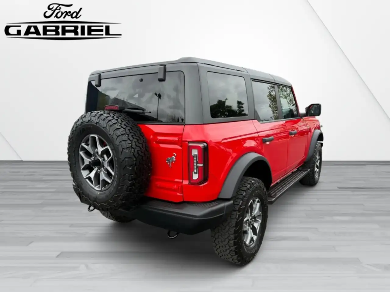 Ford Bronco - Image 5
