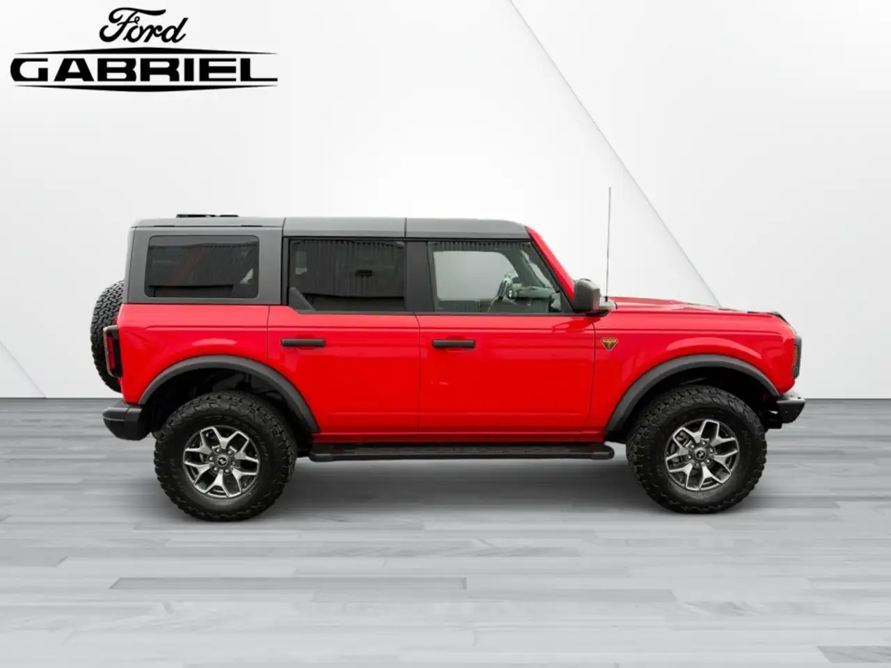 Ford Bronco - Image 6