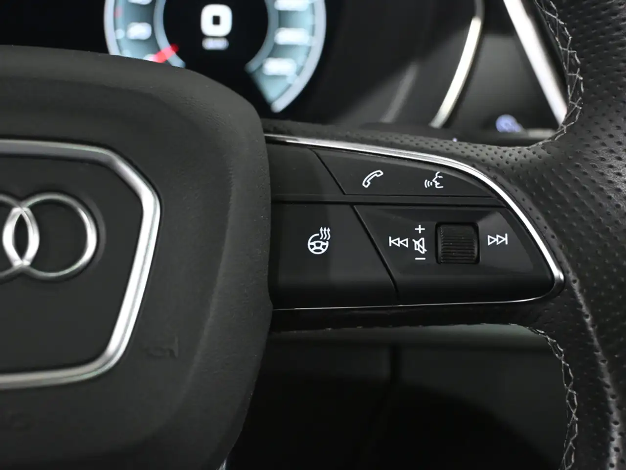 Audi Q5 - Image 15