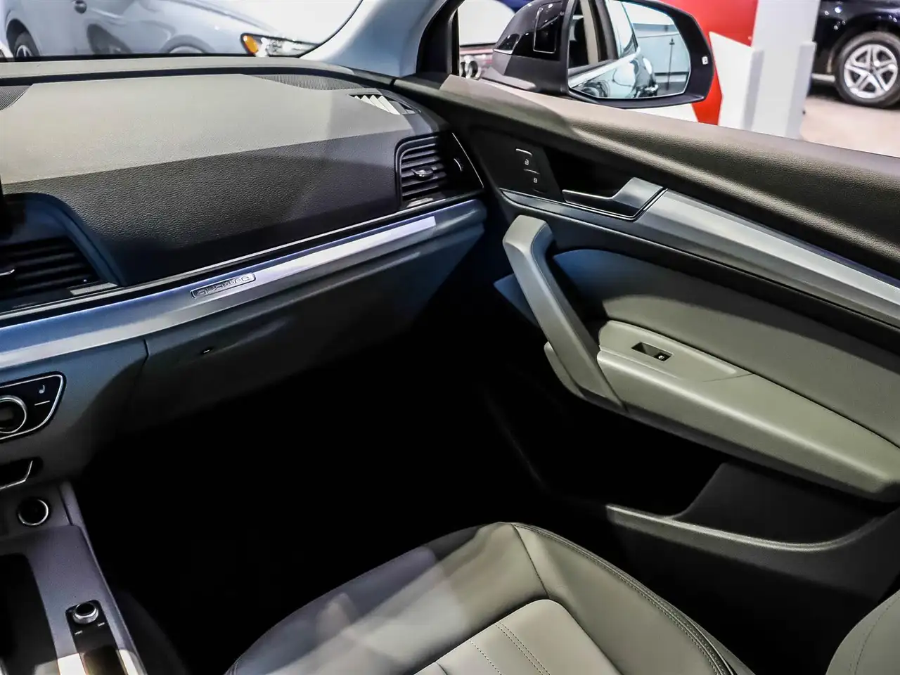 Audi Q5 - Image 11