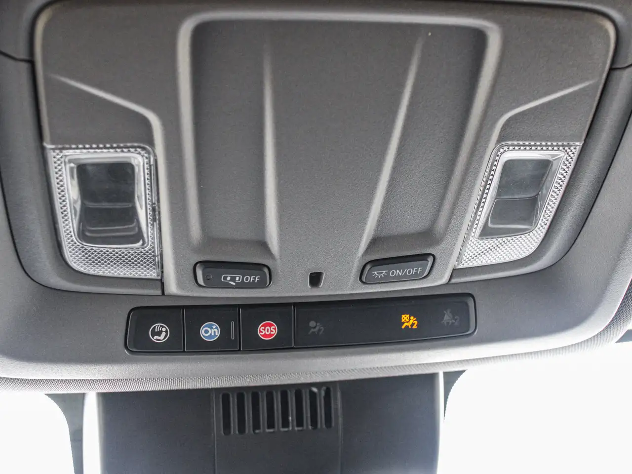 Chevrolet Silverado 1500 - Image 27