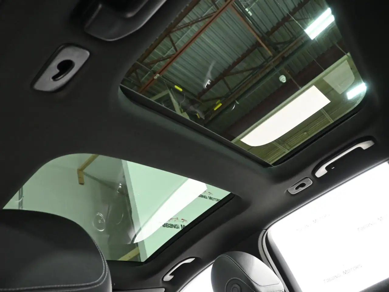 Mercedes-Benz GLC - Image 22