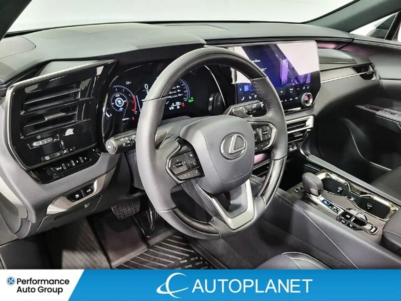 Lexus RX - Image 16