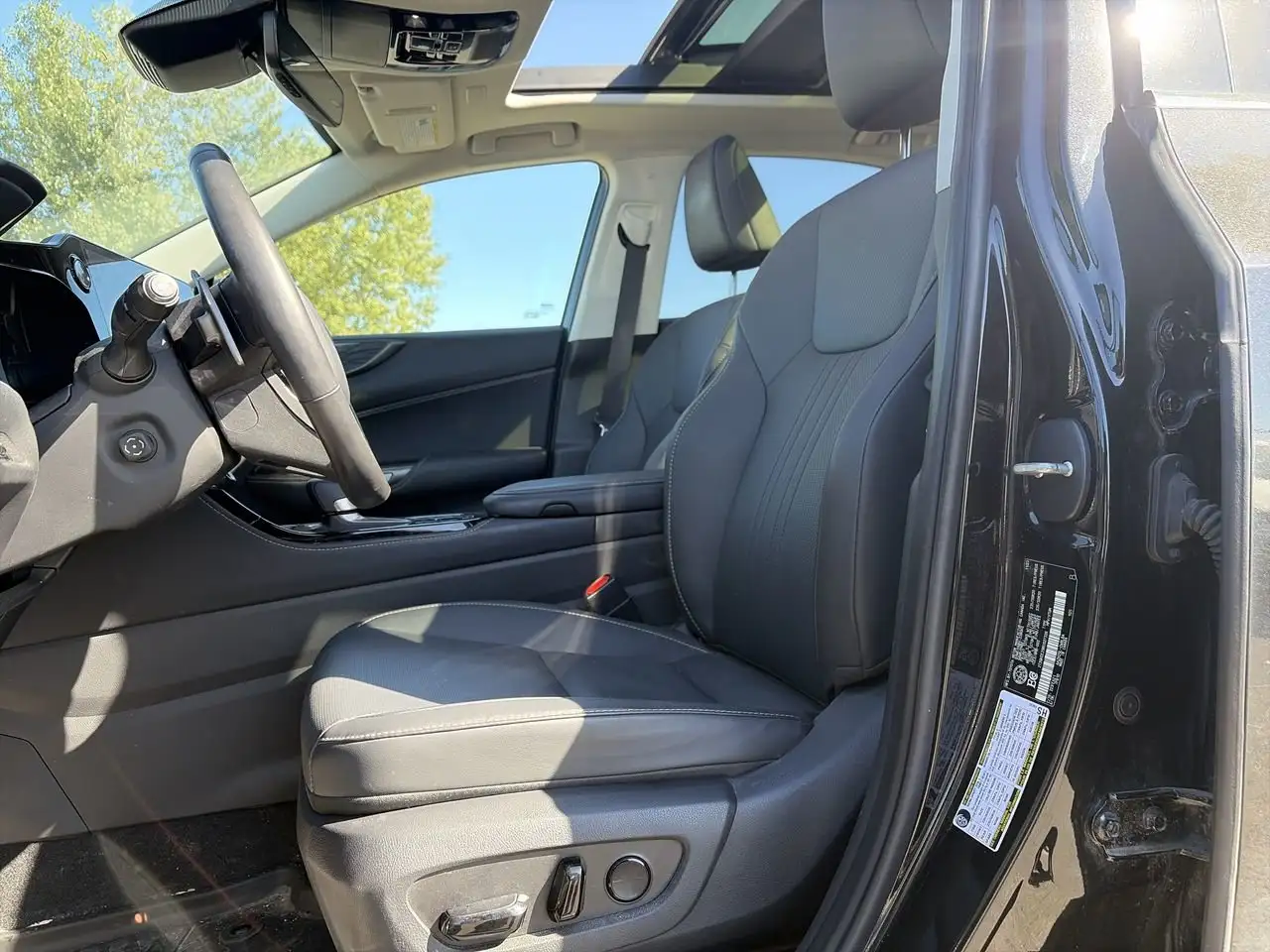 Lexus NX - Image 19