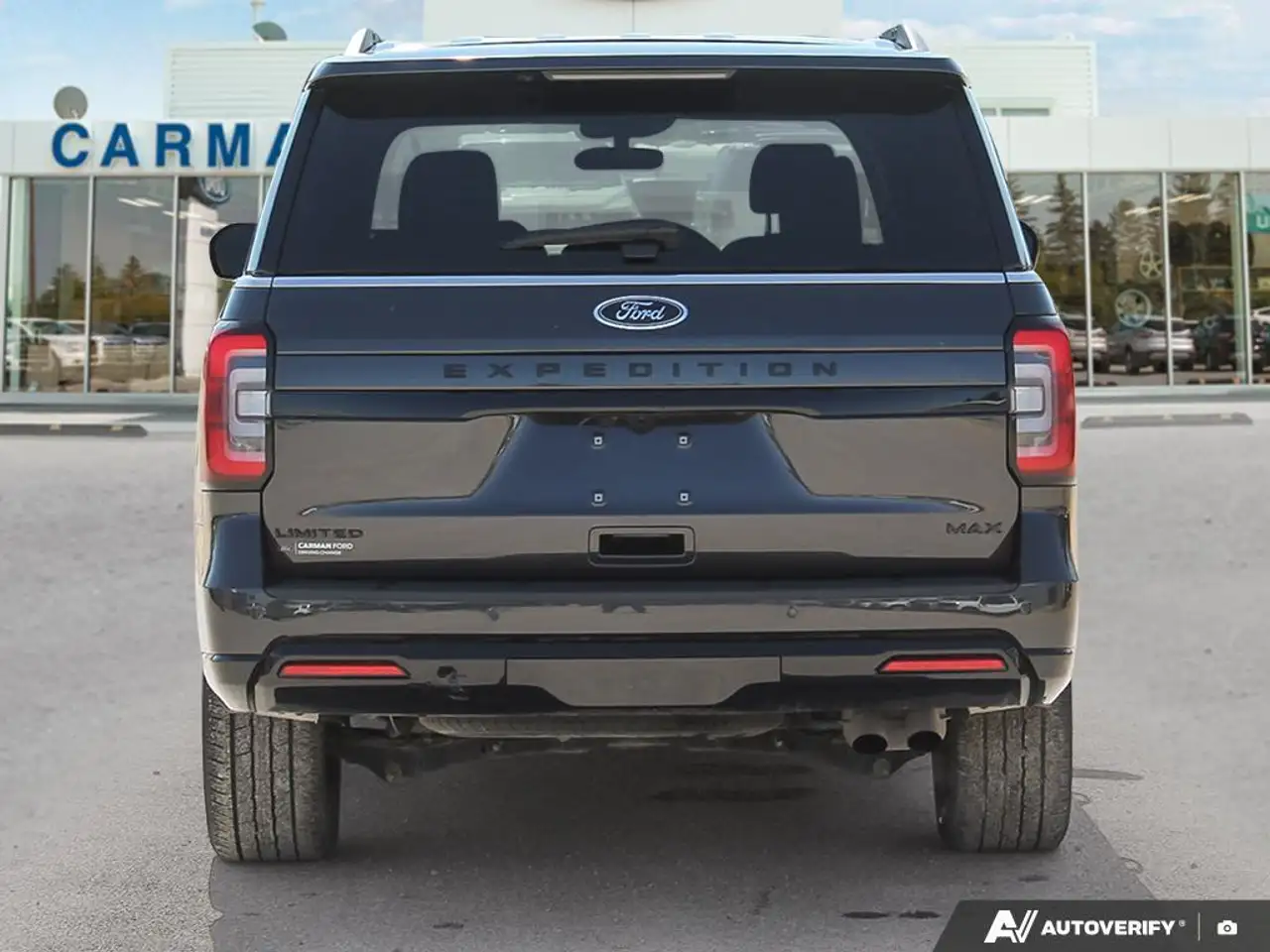 Ford Expedition - Image 5