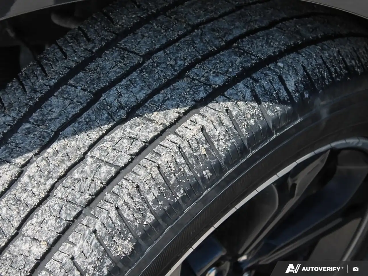 Ford Expedition - Image 7