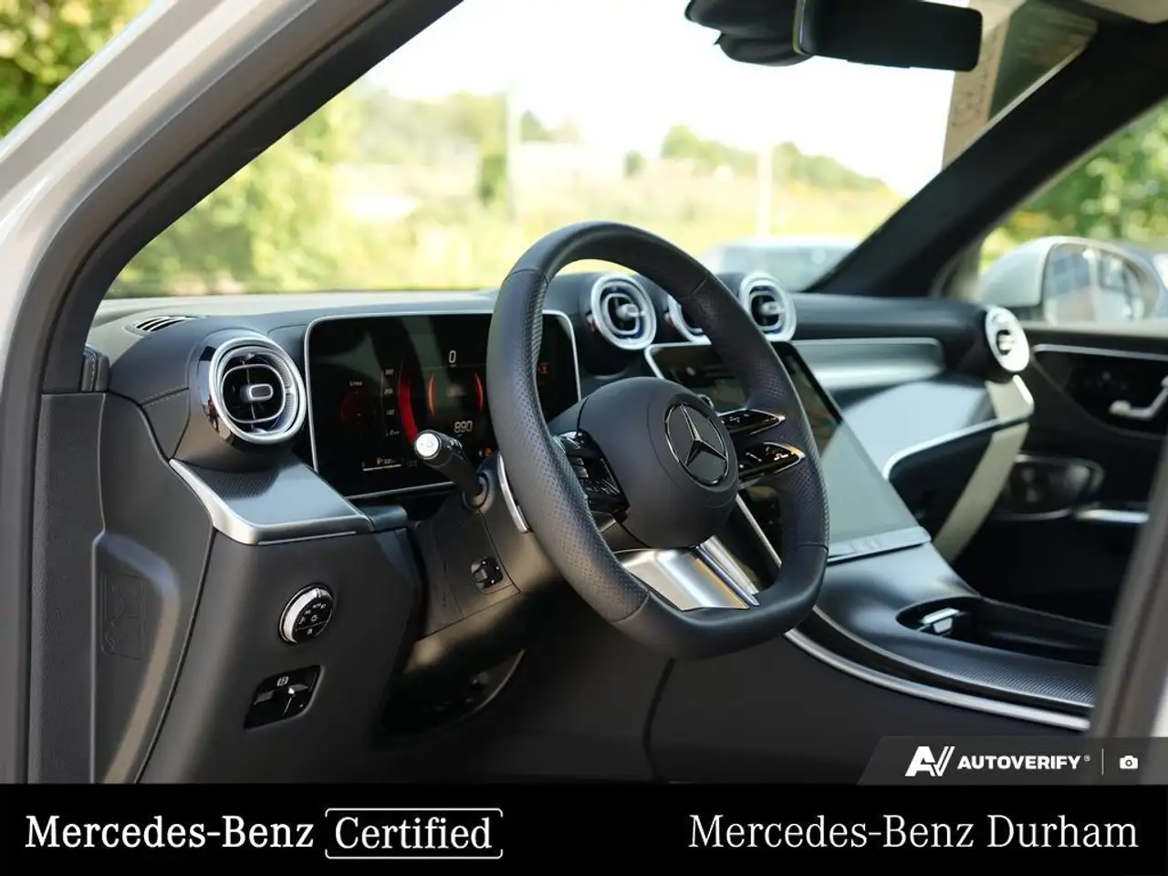 Mercedes-Benz GLC - Image 14