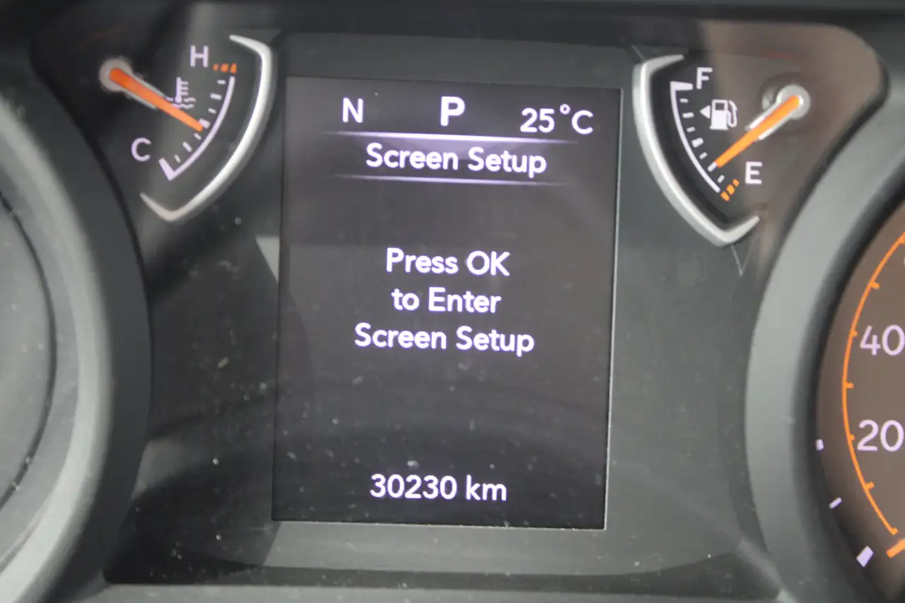 Jeep Wrangler - Image 14