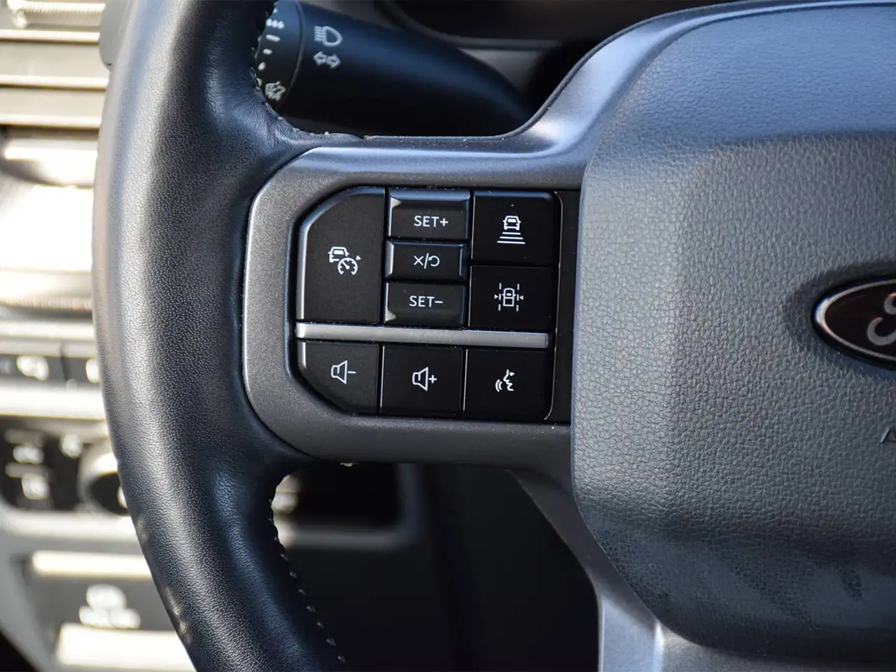 Ford F-150 - Image 17