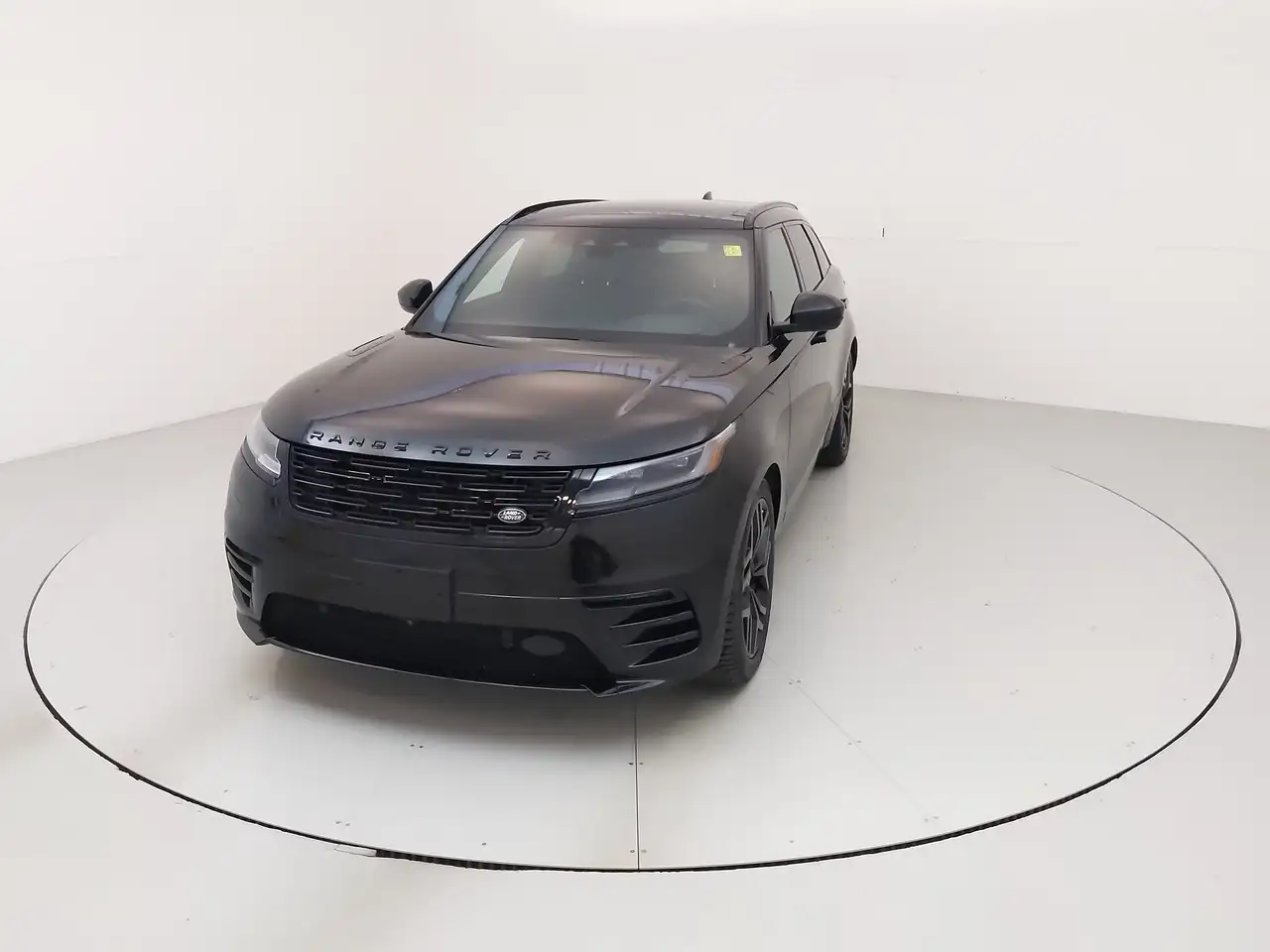 Land Rover Range Rover Velar - Image 3