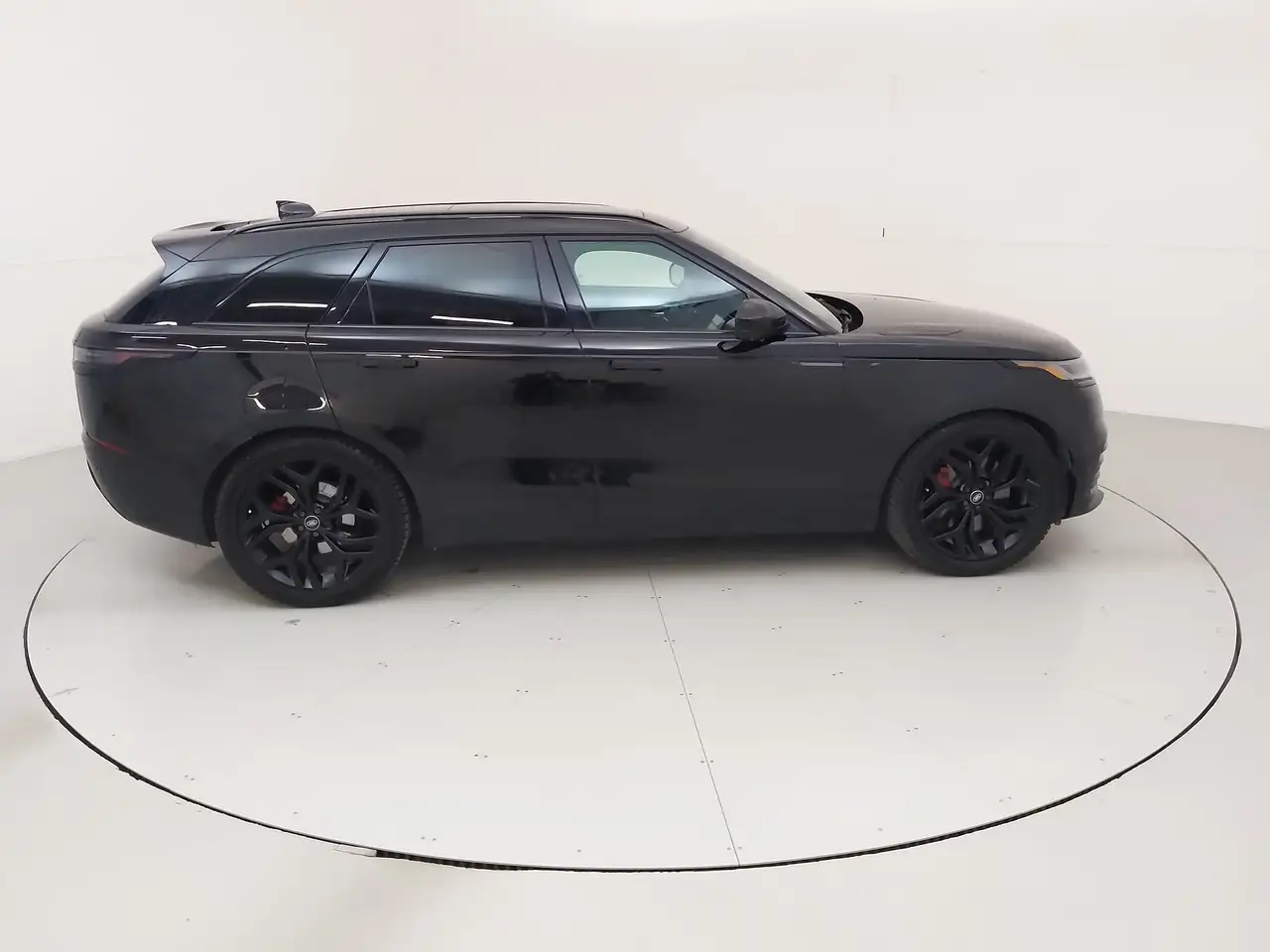Land Rover Range Rover Velar - Image 6