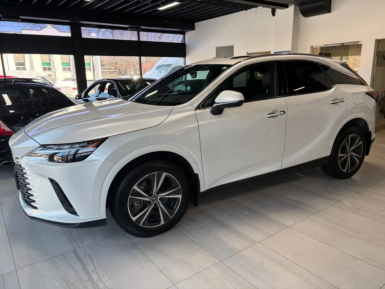 Lexus RX 350 - Image 2