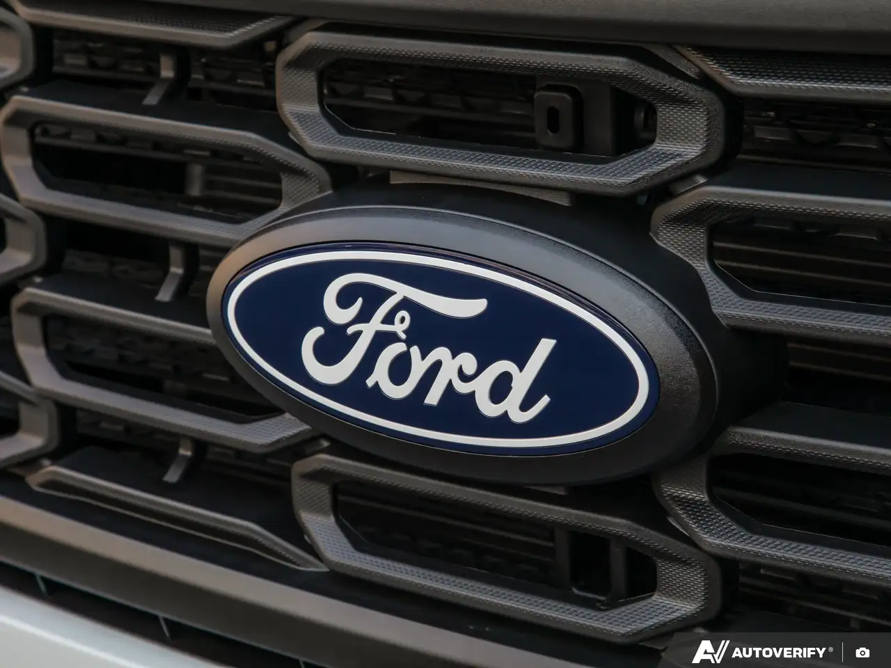Ford F-150 - Image 12