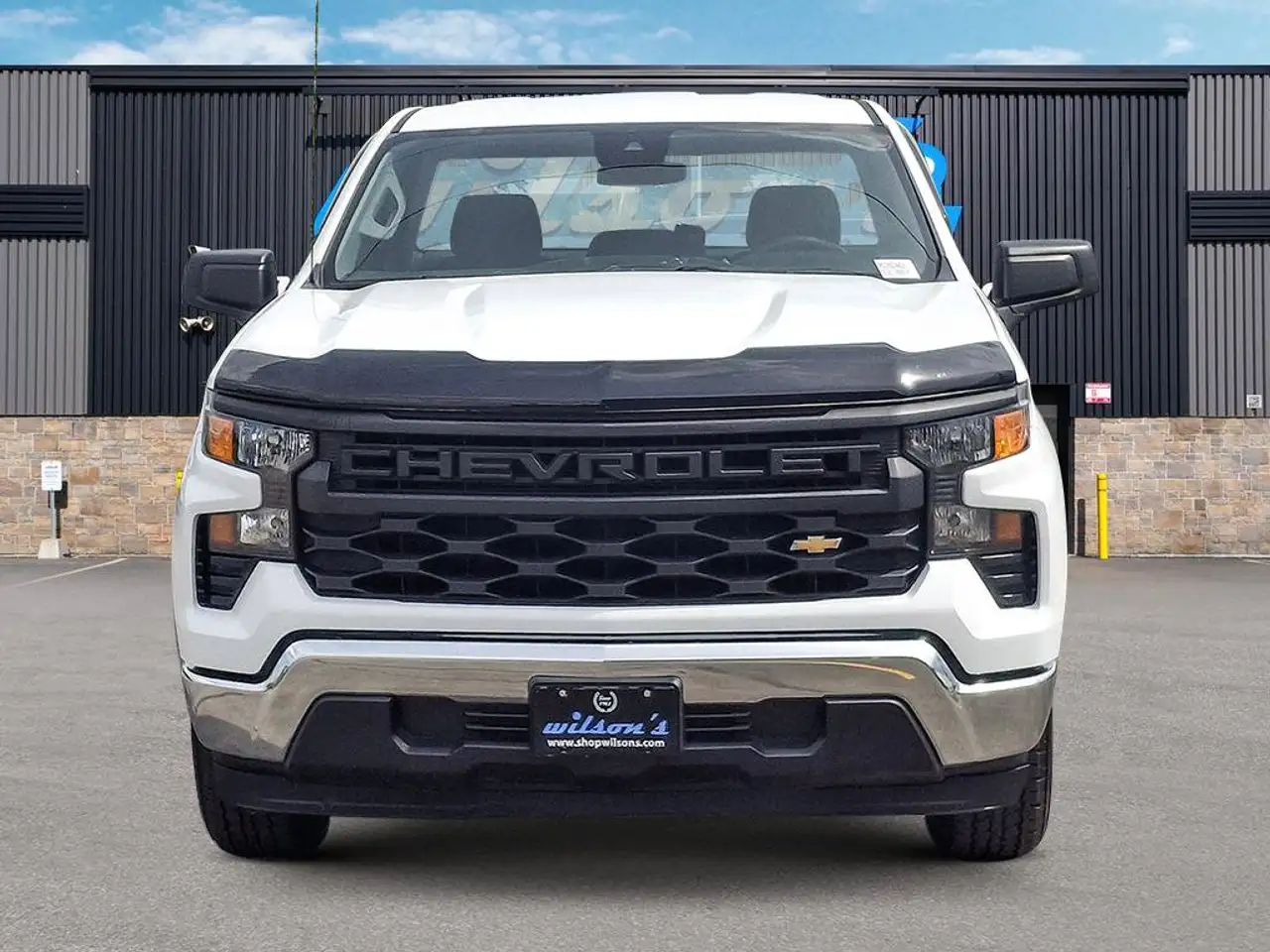 Chevrolet Silverado 1500 - Image 8