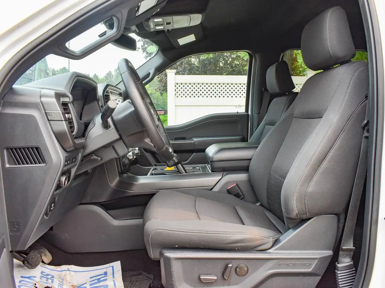 Ford F-150 - Image 17