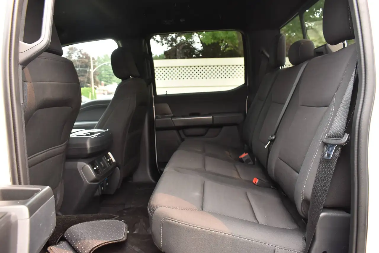 Ford F-150 - Image 18
