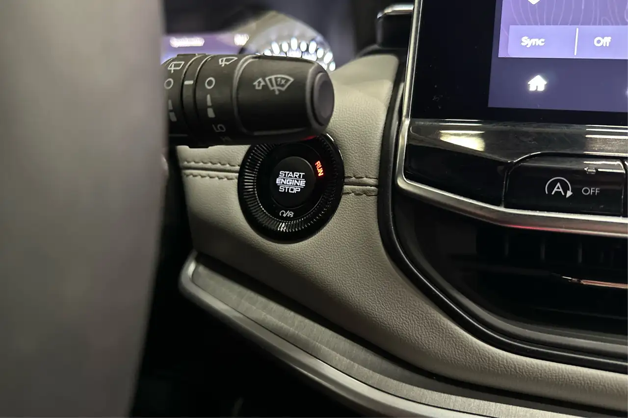 Jeep Compass - Image 21