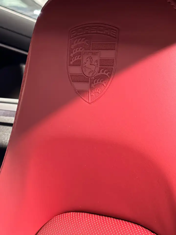 Porsche 718 Cayman - Image 12
