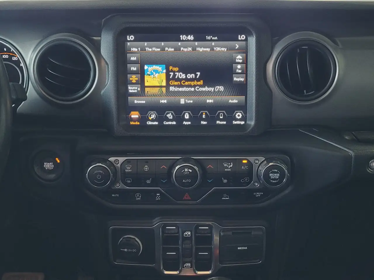 Jeep Wrangler - Image 8