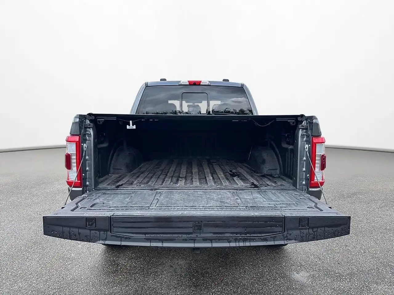 Ford F-150 - Image 14