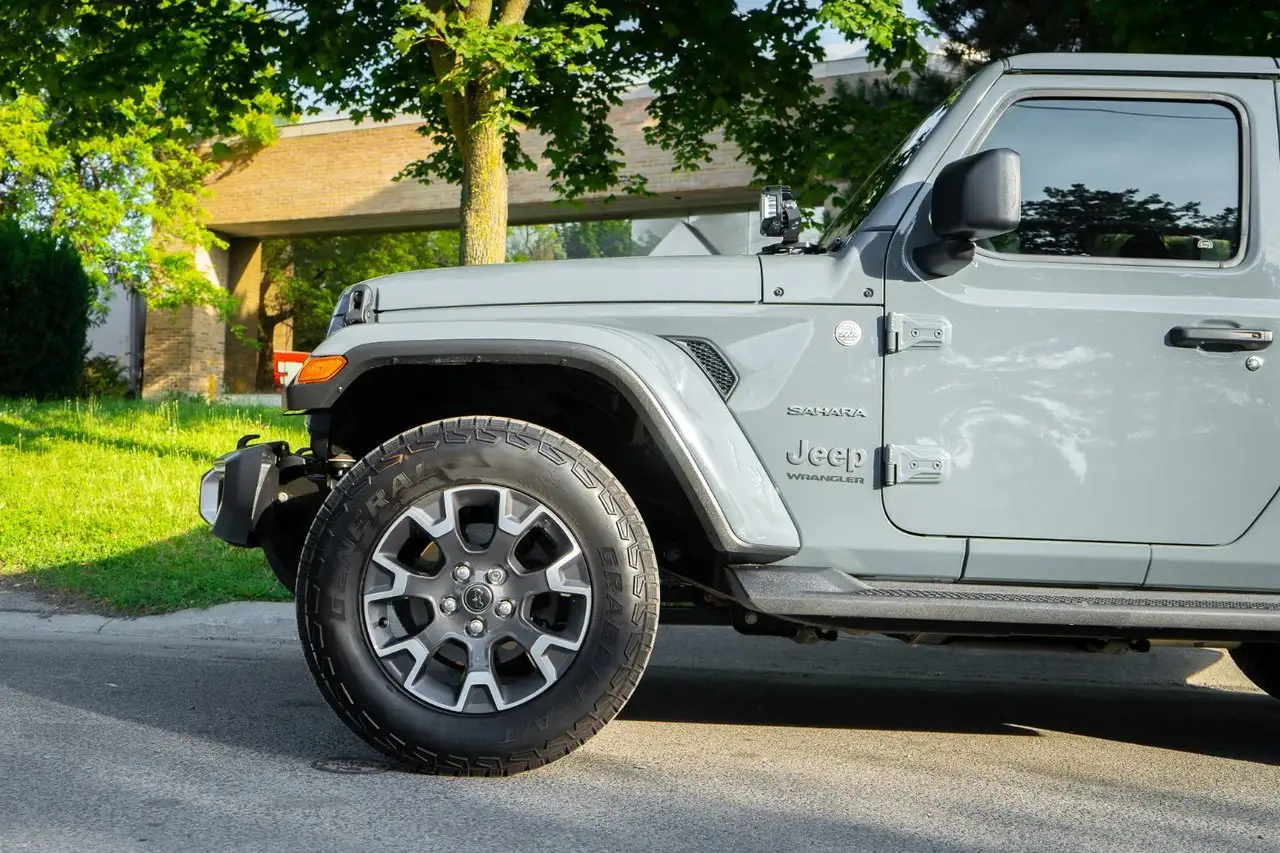 Jeep Wrangler - Image 6