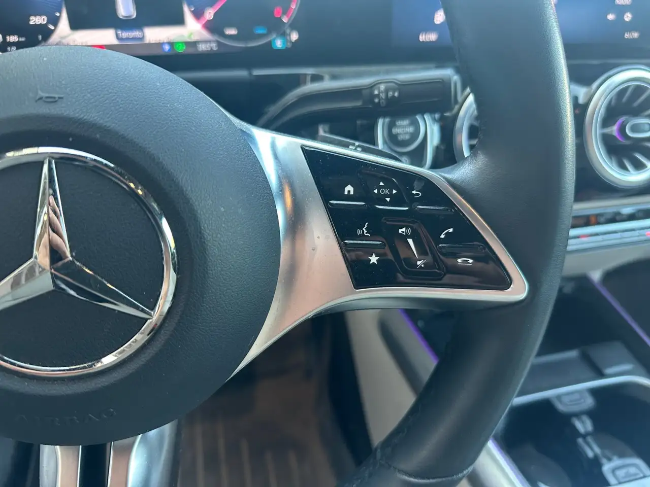 Mercedes-Benz GLA - Image 14