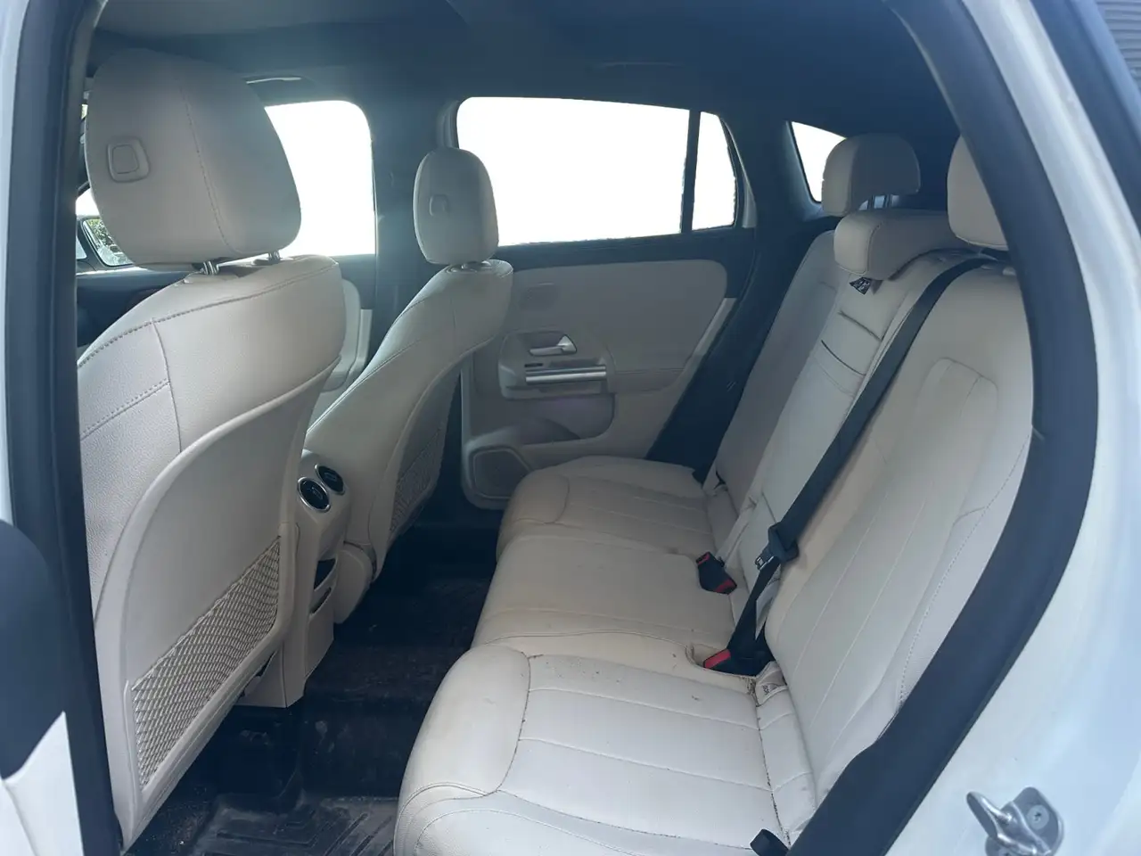 Mercedes-Benz GLA - Image 8