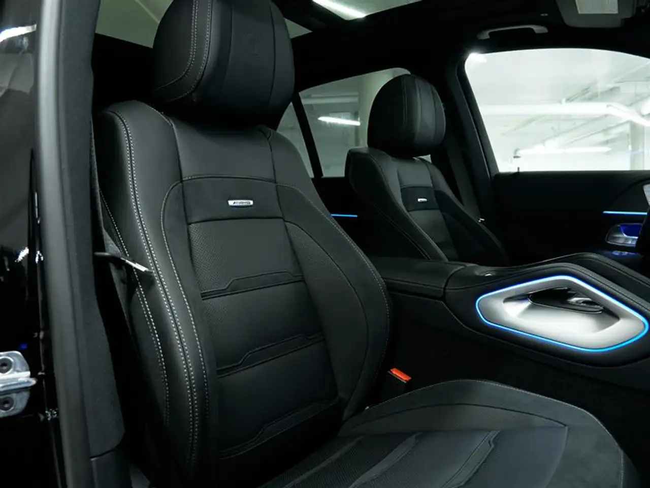 Mercedes-Benz GLE - Image 24