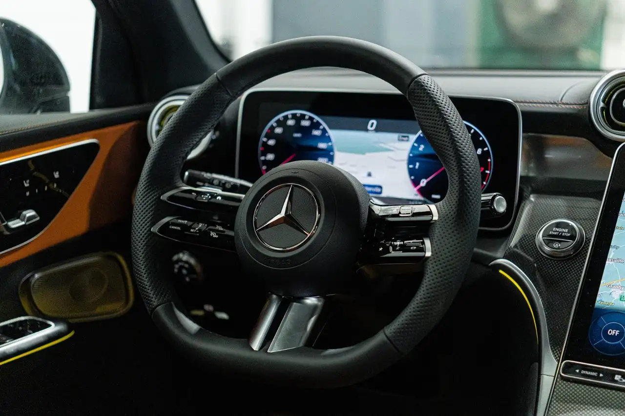 Mercedes-Benz GLC - Image 18
