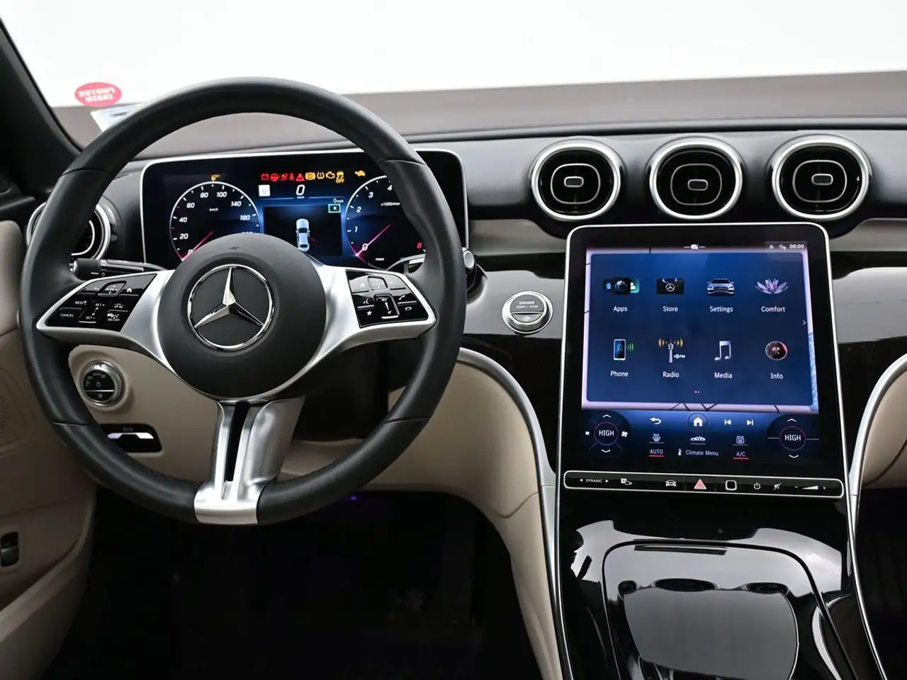Mercedes-Benz C-Class - Image 21