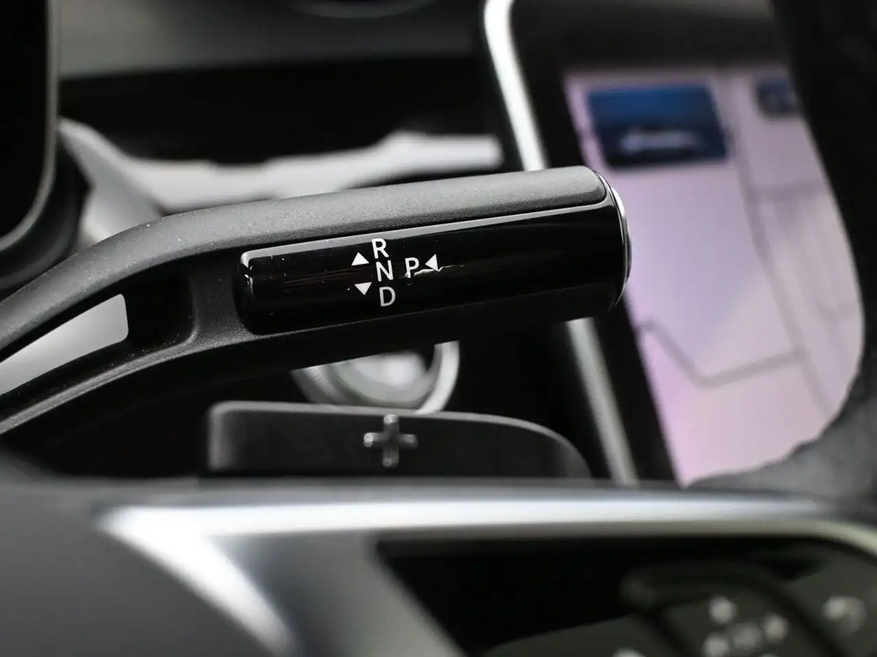Mercedes-Benz C-Class - Image 11