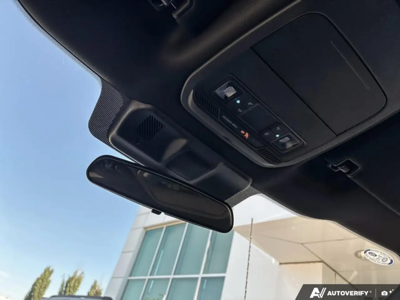 Ford F-150 - Image 21