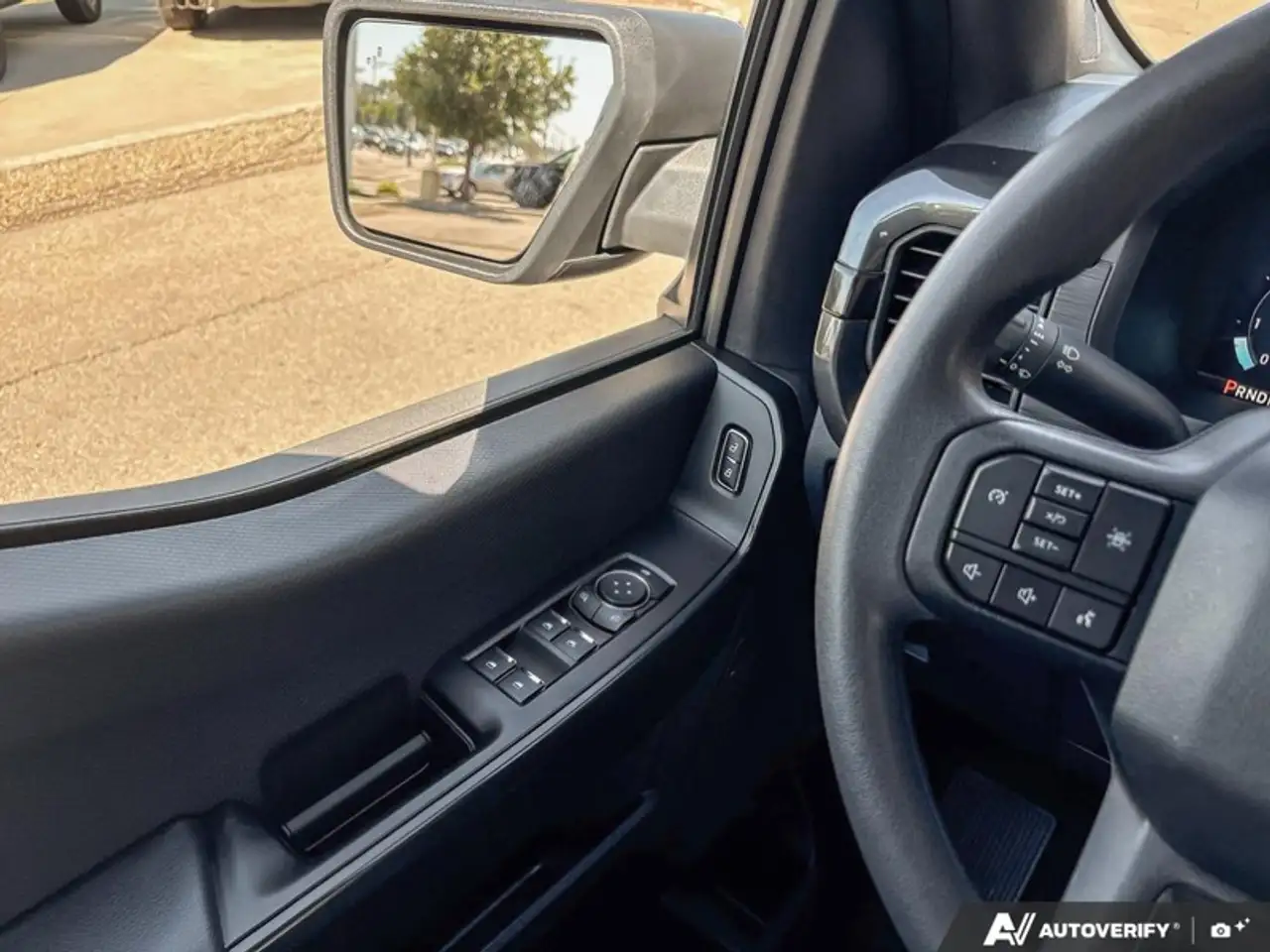 Ford F-150 - Image 17