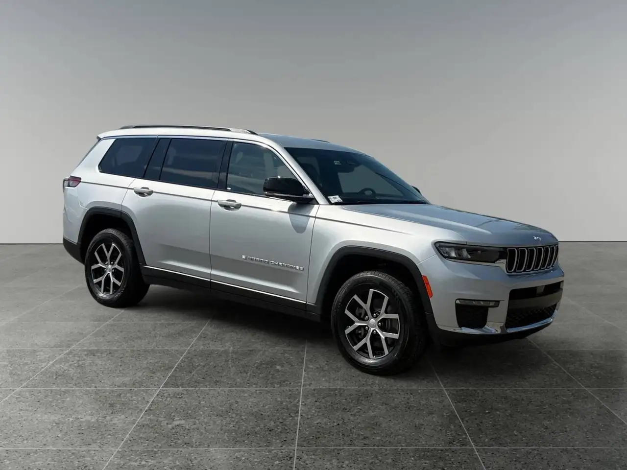 Jeep Grand Cherokee - Image 7