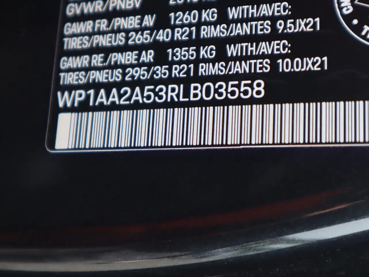 Porsche Macan - Image 33