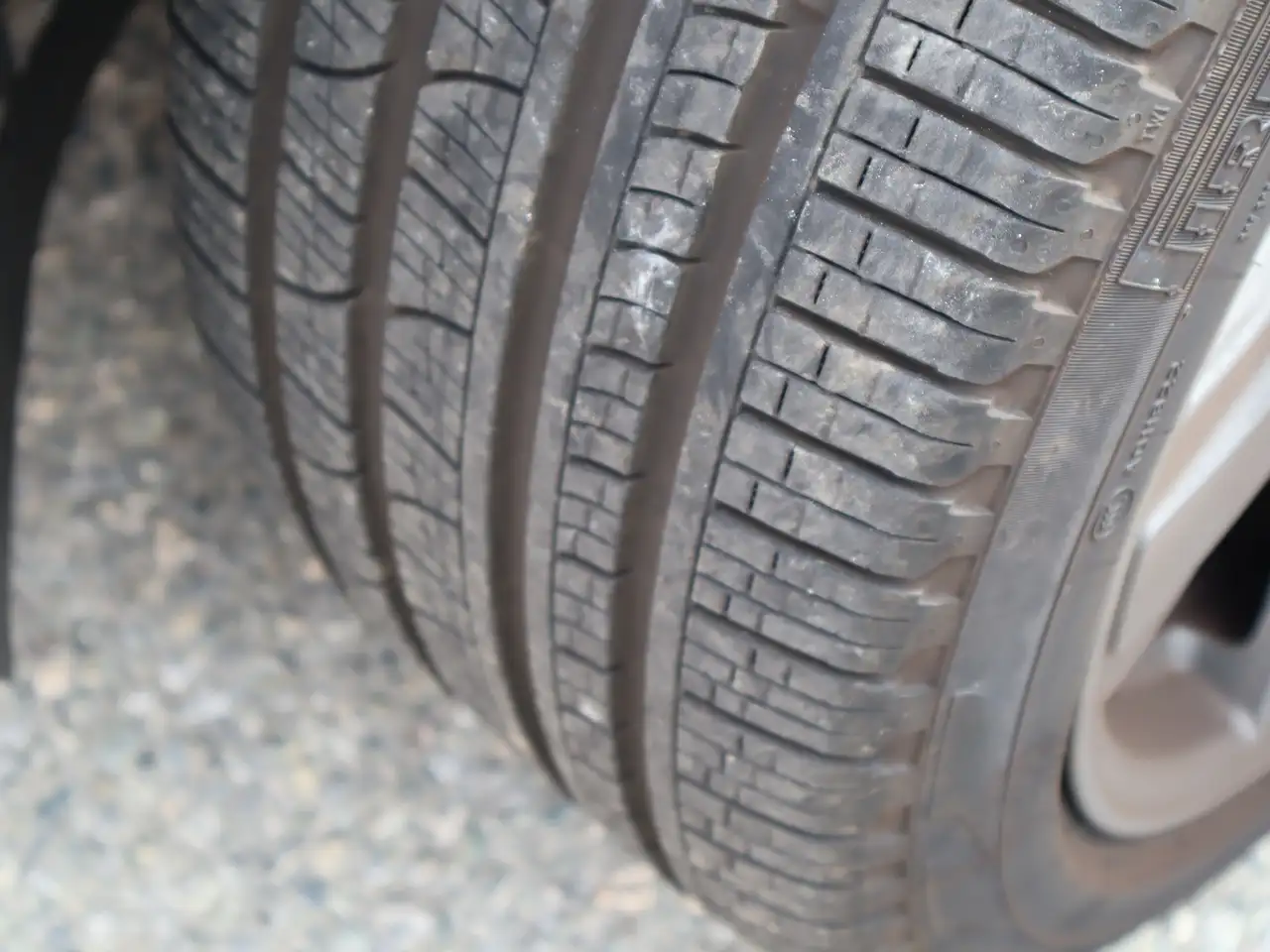 Porsche Macan - Image 29
