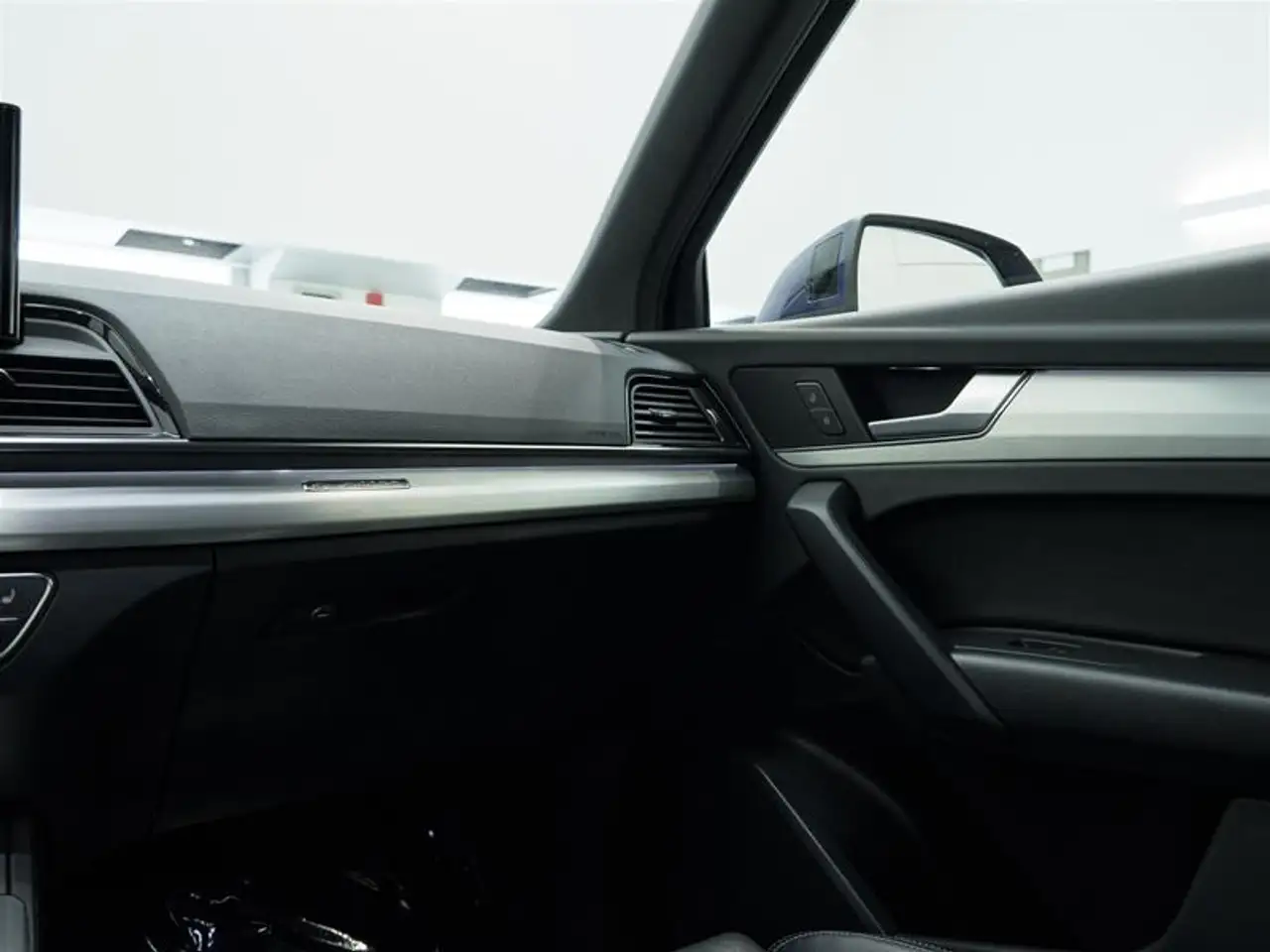 Audi Q5 - Image 39