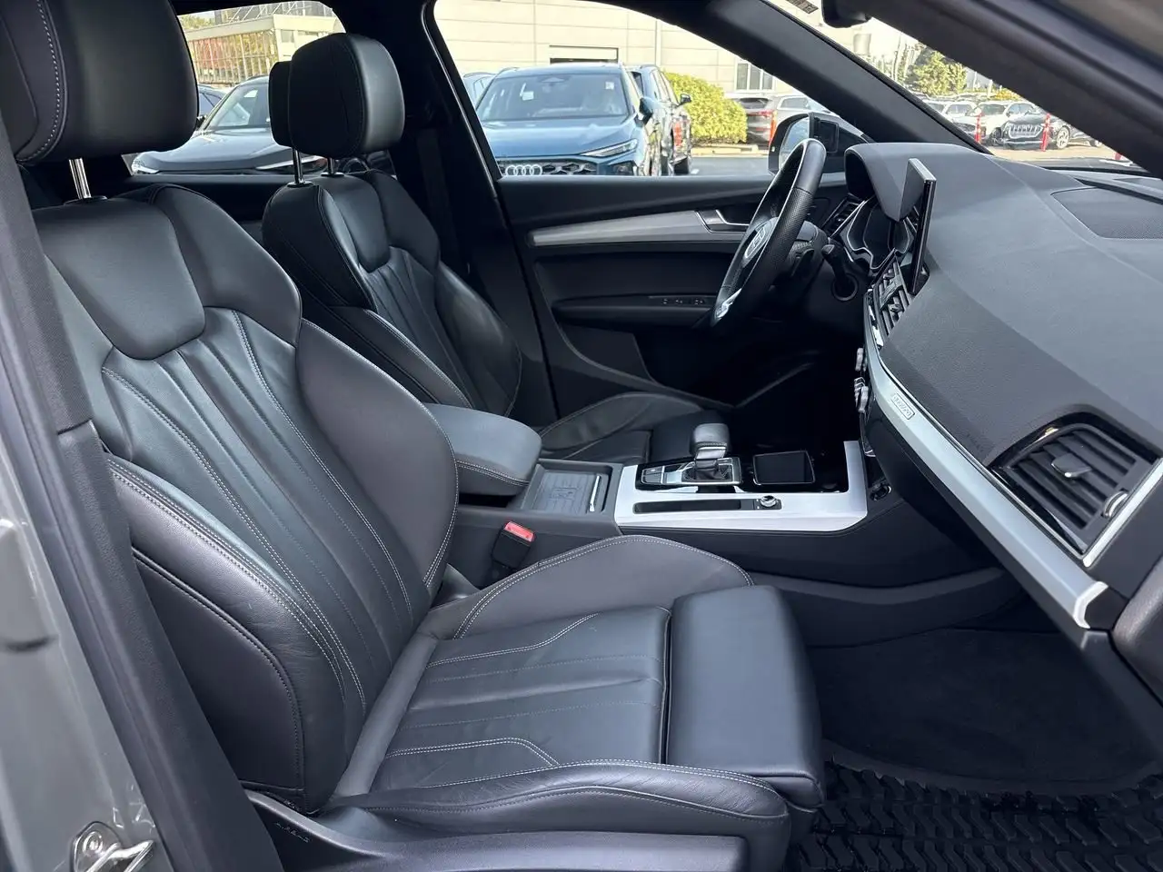 Audi Q5 - Image 32