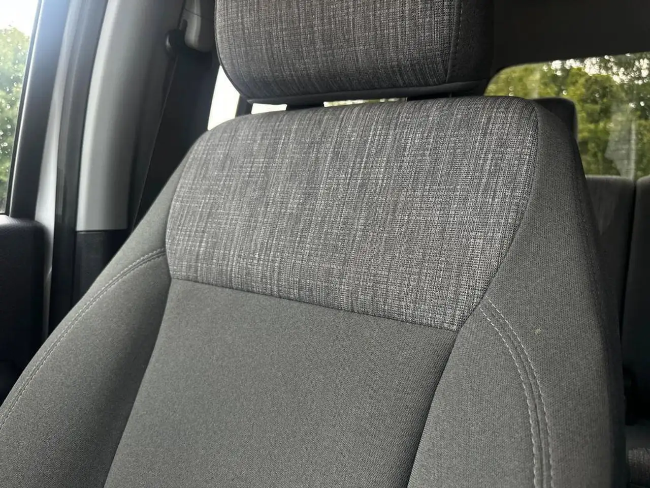 Ford F-150 - Image 25