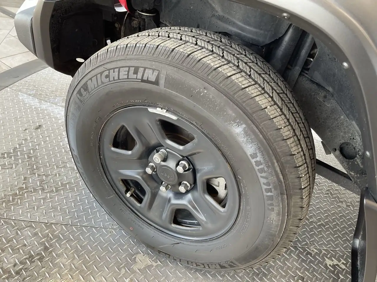 Jeep Wrangler - Image 18